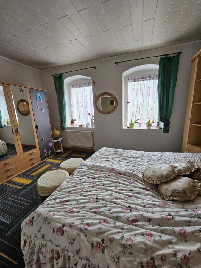 Ferienwohnung Am Wald Tharandt Esterno foto